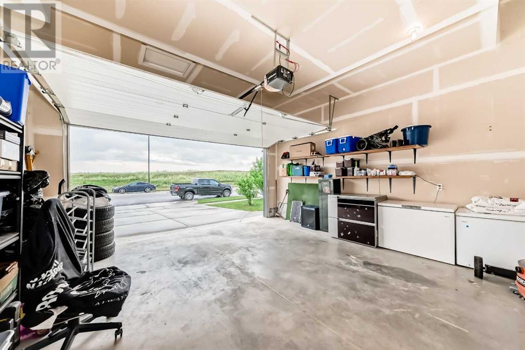 673 Aquitania Boulevard W, Lethbridge, Alberta  T1J 5N4 - Photo 27 - A2240913