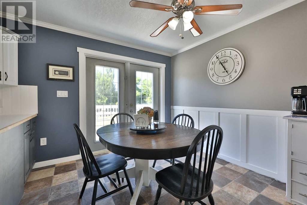 263 W 1 Avenue S, Magrath, Alberta  T0K 1J0 - Photo 7 - A2233823