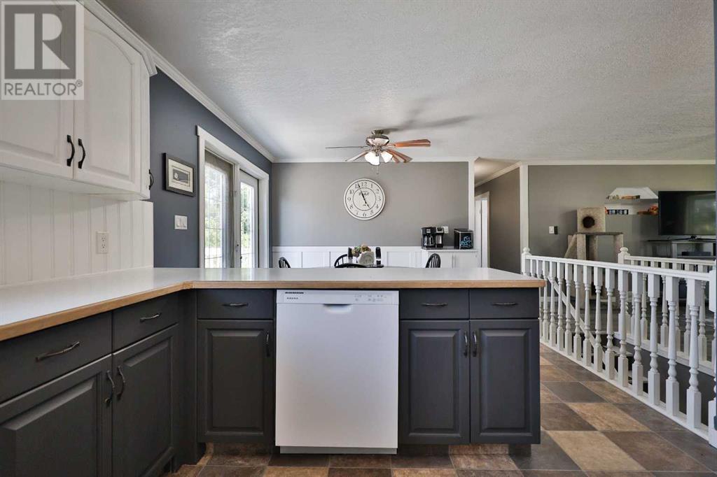263 W 1 Avenue S, Magrath, Alberta  T0K 1J0 - Photo 14 - A2233823