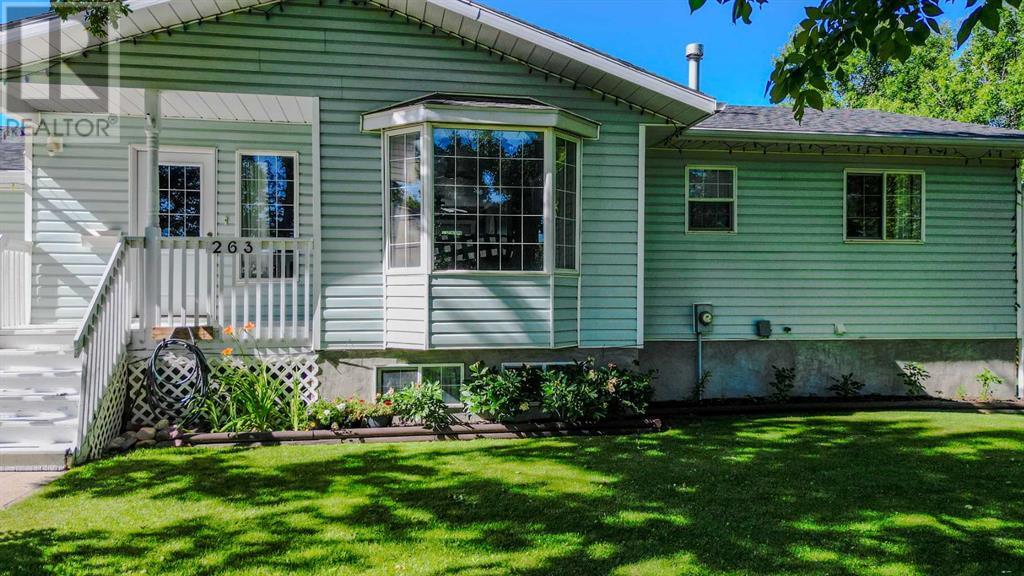 263 W 1 Avenue S, Magrath, Alberta  T0K 1J0 - Photo 36 - A2233823
