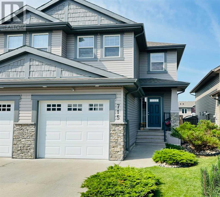 715 Silkstone Close W, Lethbridge, Alberta