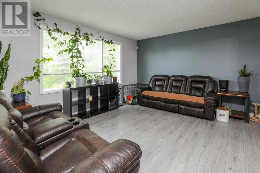 330 Aberdeen Street, Granum, Alberta  T0L 1A0 - Photo 10 - A2227515
