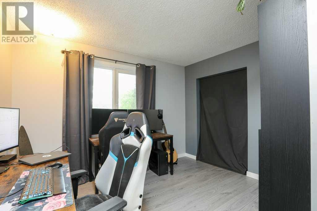 330 Aberdeen Street, Granum, Alberta  T0L 1A0 - Photo 17 - A2227515