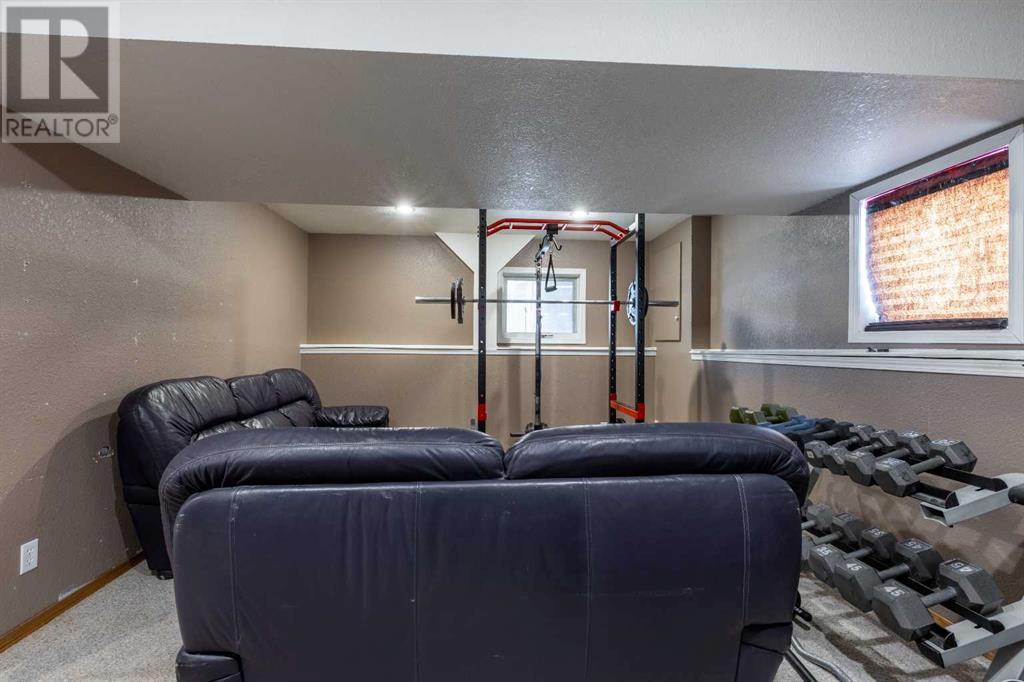 151 Lakhota Crescent W, Lethbridge, Alberta  T1K 6H5 - Photo 24 - A2240415