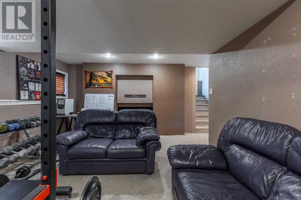 151 Lakhota Crescent W, Lethbridge, Alberta  T1K 6H5 - Photo 25 - A2240415