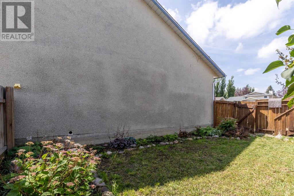 151 Lakhota Crescent W, Lethbridge, Alberta  T1K 6H5 - Photo 37 - A2240415