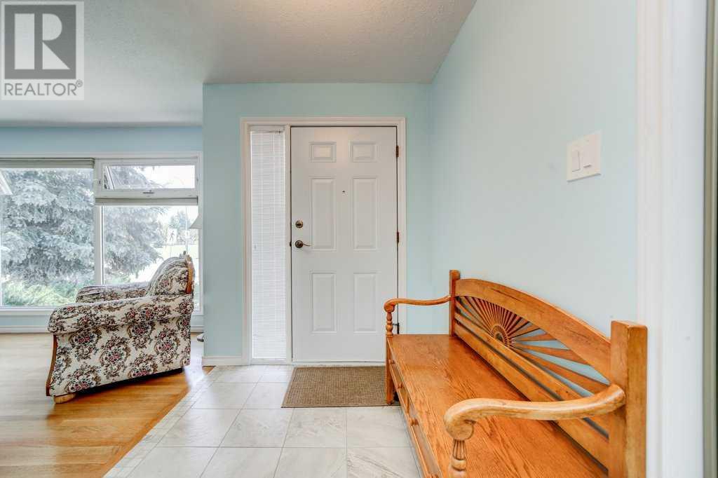 357 Laval Boulevard W, Lethbridge, Alberta  T1K 3W7 - Photo 3 - A2229114