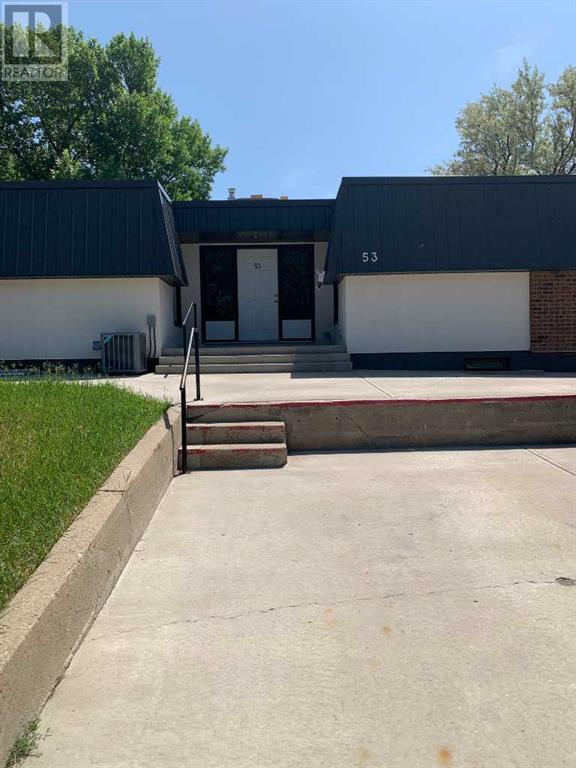 53 Lafayette Boulevard W, Lethbridge, Alberta