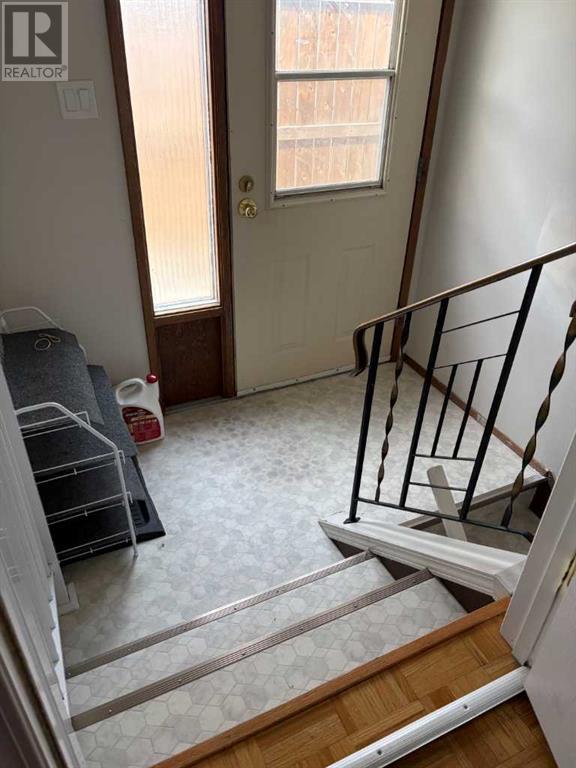 53 Lafayette Boulevard W, Lethbridge, Alberta  T1K 3Y4 - Photo 9 - A2234714