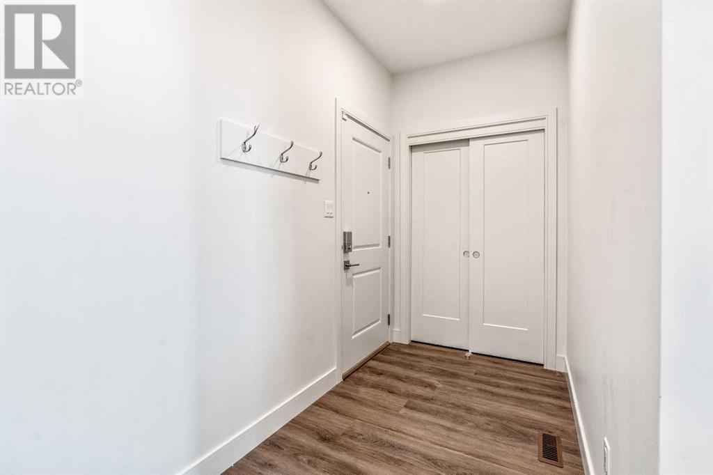 114 Goldenrod Way W, Lethbridge, Alberta  T1J 5V2 - Photo 4 - A2239669