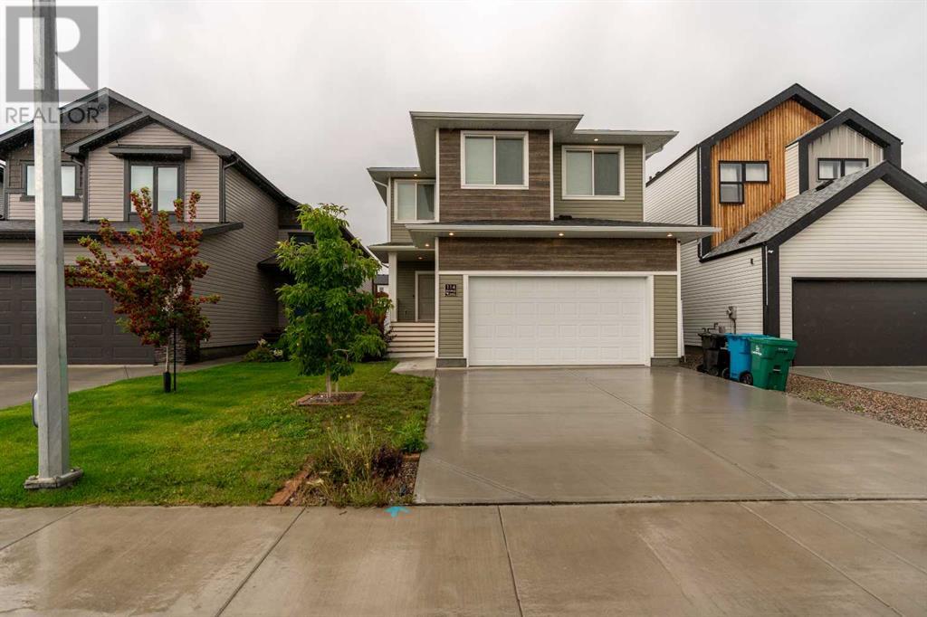 114 Goldenrod Way W, Lethbridge, Alberta