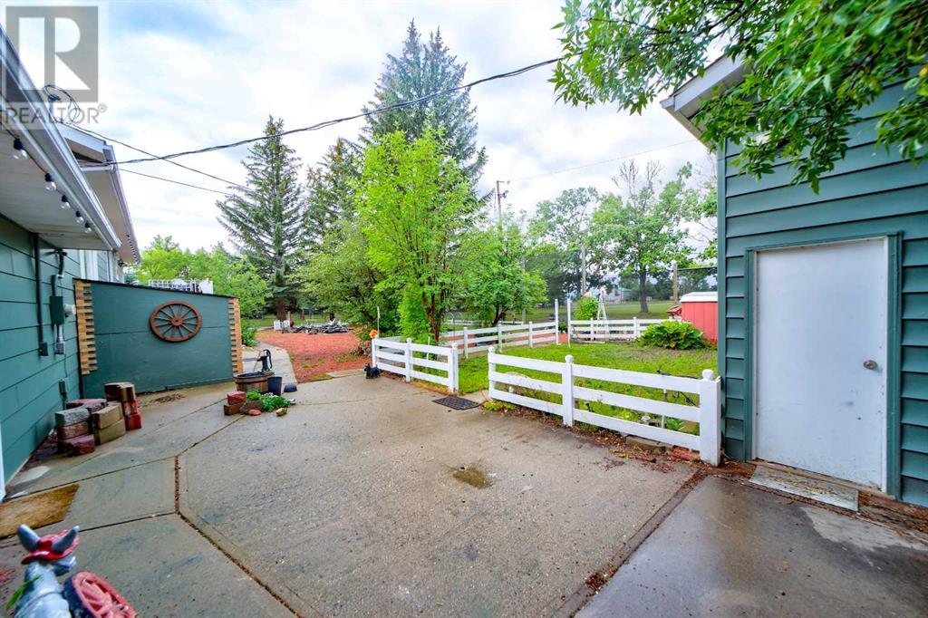 23 Mountview Place, Granum, Alberta  T0L 1A0 - Photo 4 - A2241243
