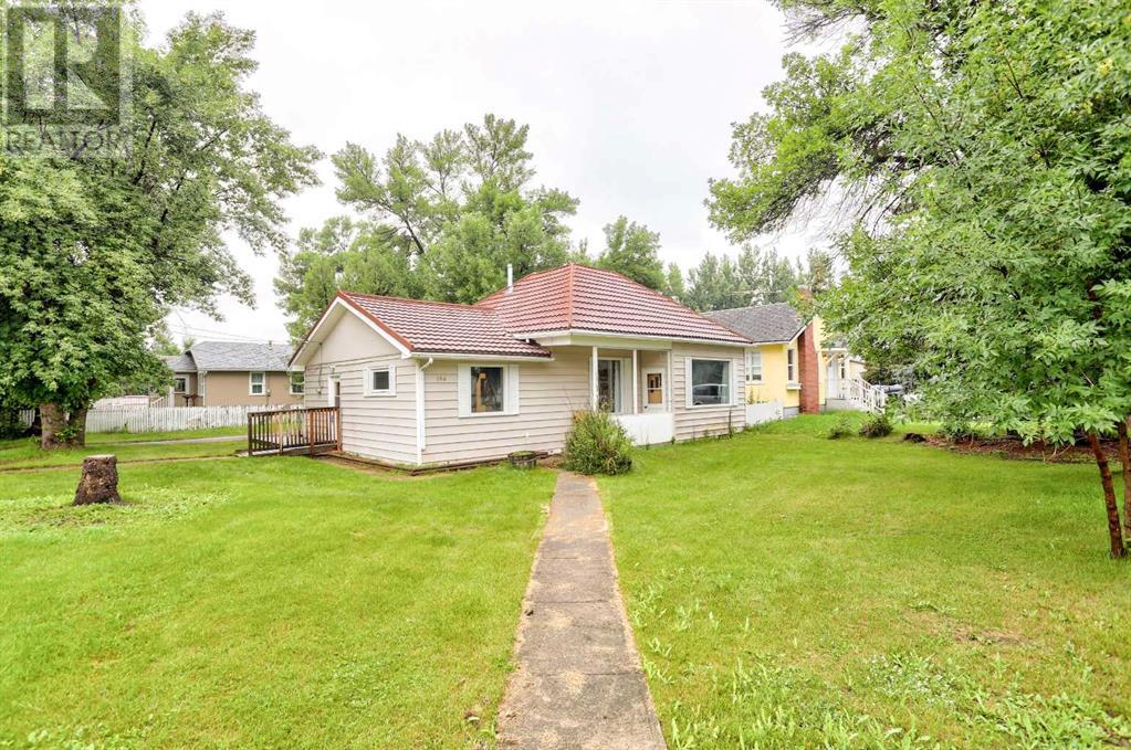 104 N 1 Street W, Magrath, Alberta  T0K 1J0 - Photo 6 - A2239838