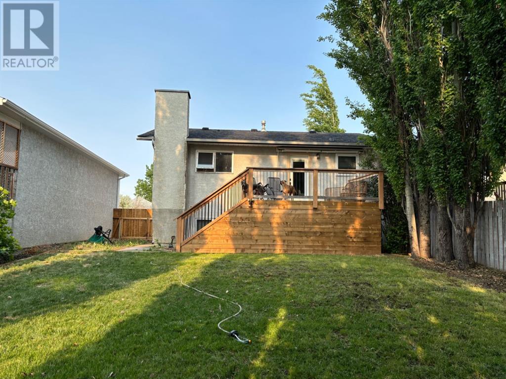 229 Mt Blakiston Road W, Lethbridge, Alberta  T1K 6M3 - Photo 25 - A2227735