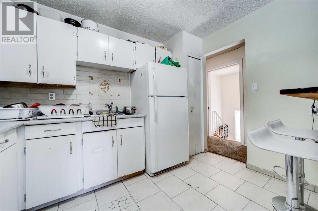 3 Columbia Place W, Lethbridge, Alberta  T1K 5A8 - Photo 12 - A2241289