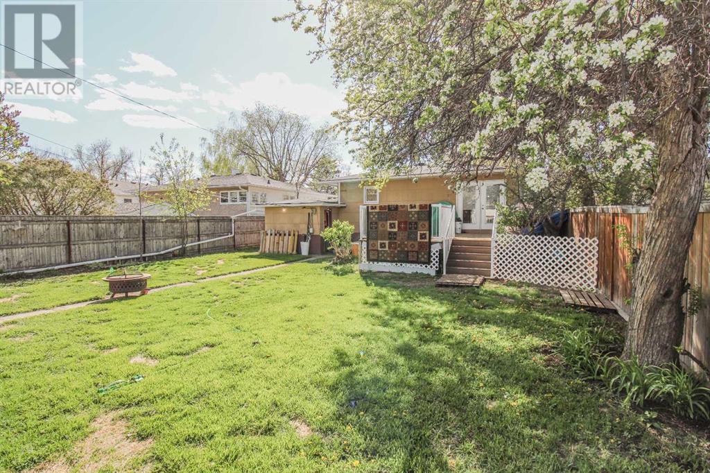 1119 17a Street S, Lethbridge, Alberta  T1K 1Z7 - Photo 2 - A2218315