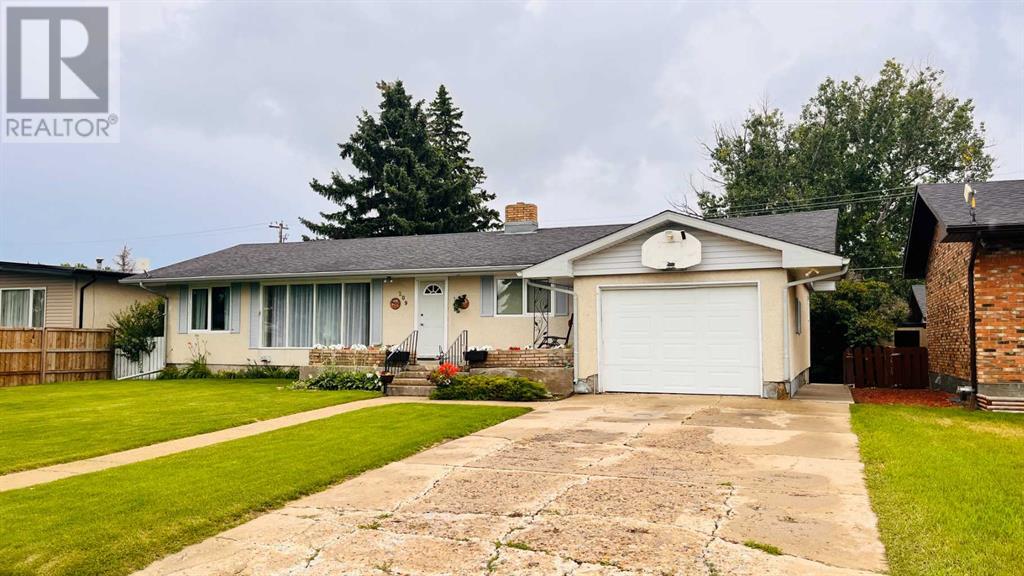 209 8th Avenue E, Bow Island, Alberta