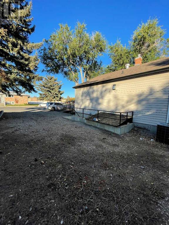 5104 49 Avenue, Taber, Alberta  T1G 1R7 - Photo 4 - A2231834