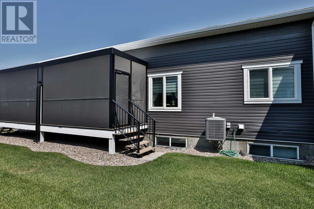 2, 181 Fairmont Boulevard S, Lethbridge, Alberta  T1K 7E8 - Photo 26 - A2240797