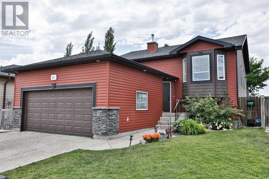 243 Squamish Court W, Lethbridge, Alberta