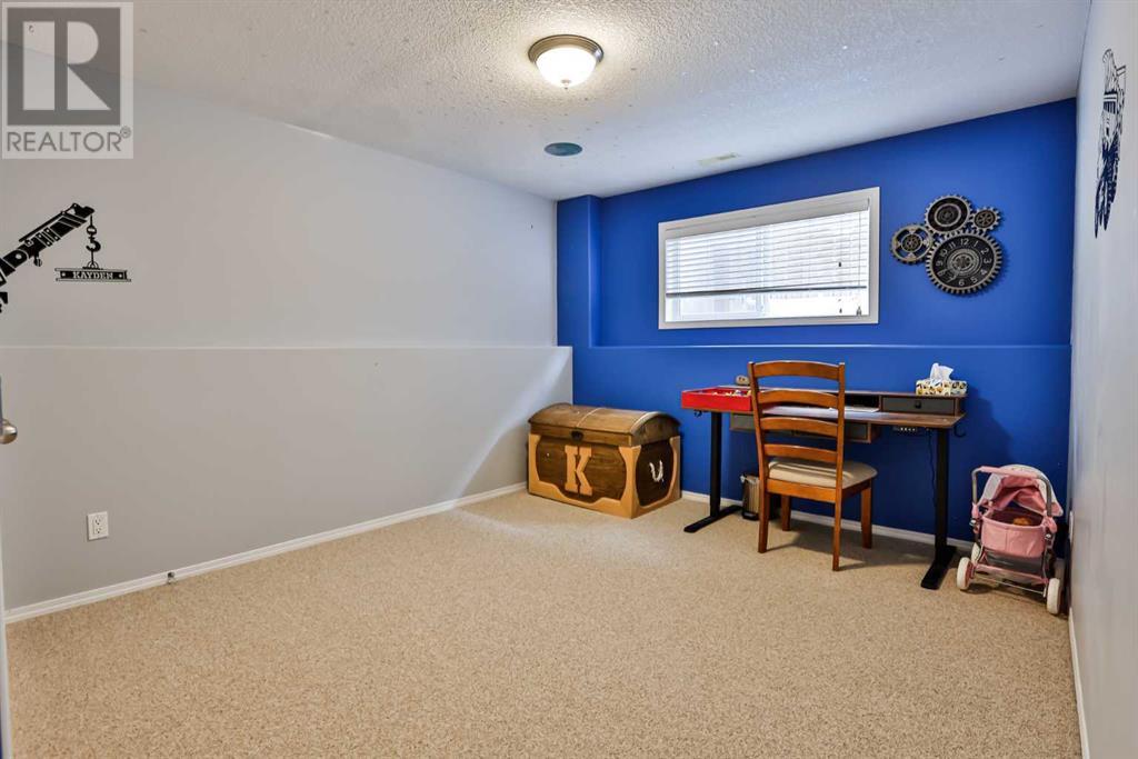 243 Squamish Court W, Lethbridge, Alberta  T1K 7Y9 - Photo 24 - A2237031