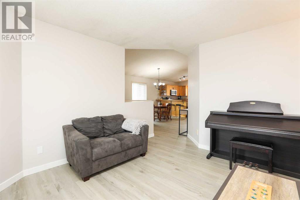 72 Aberdeen Road W  W, Lethbridge, Alberta  T1J 4Z2 - Photo 11 - A2241227