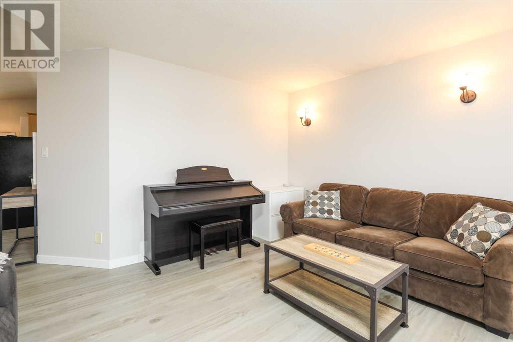 72 Aberdeen Road W  W, Lethbridge, Alberta  T1J 4Z2 - Photo 12 - A2241227