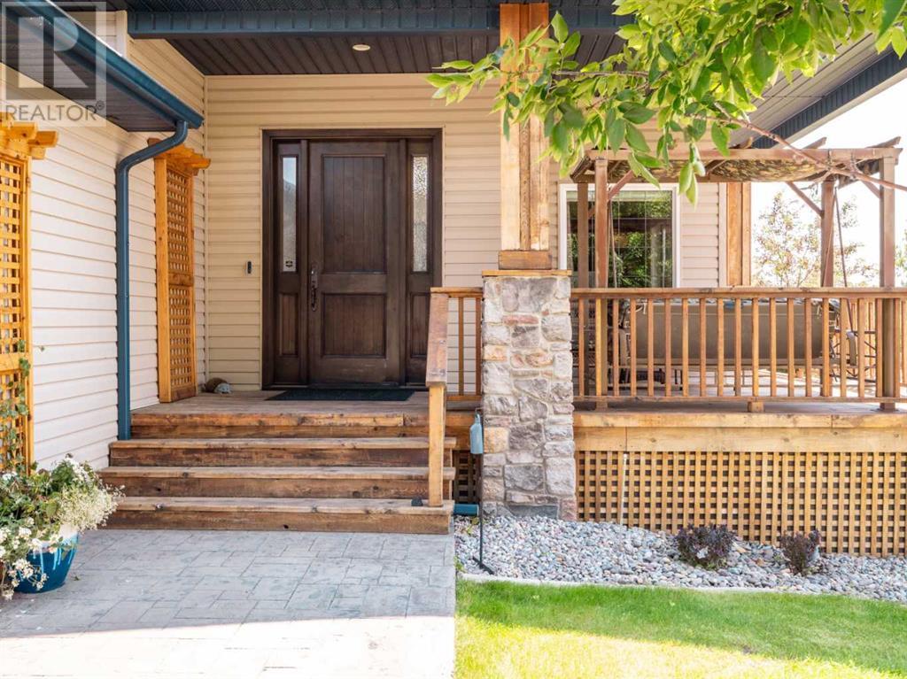 208 Mt Sunburst Place W, Lethbridge, Alberta  T1K 2S3 - Photo 3 - A2230437