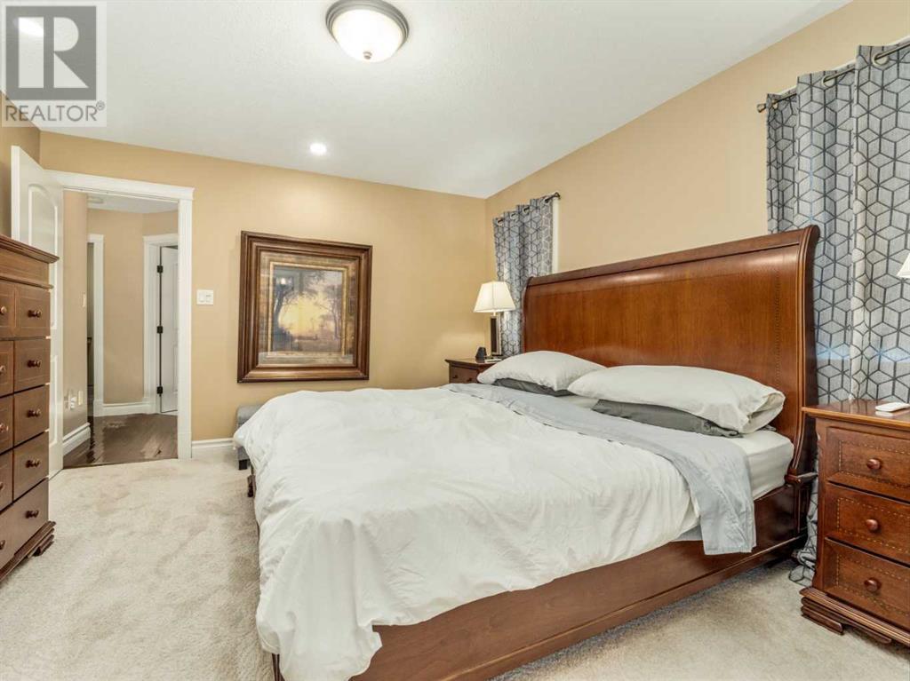 208 Mt Sunburst Place W, Lethbridge, Alberta  T1K 2S3 - Photo 24 - A2230437
