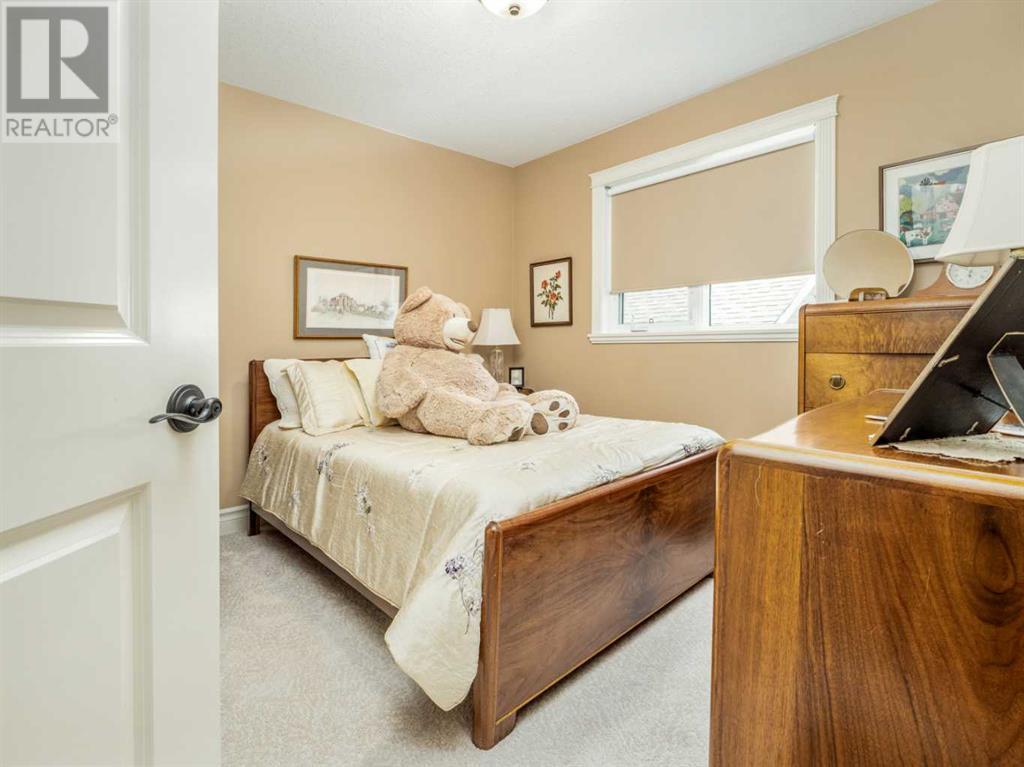 208 Mt Sunburst Place W, Lethbridge, Alberta  T1K 2S3 - Photo 20 - A2230437