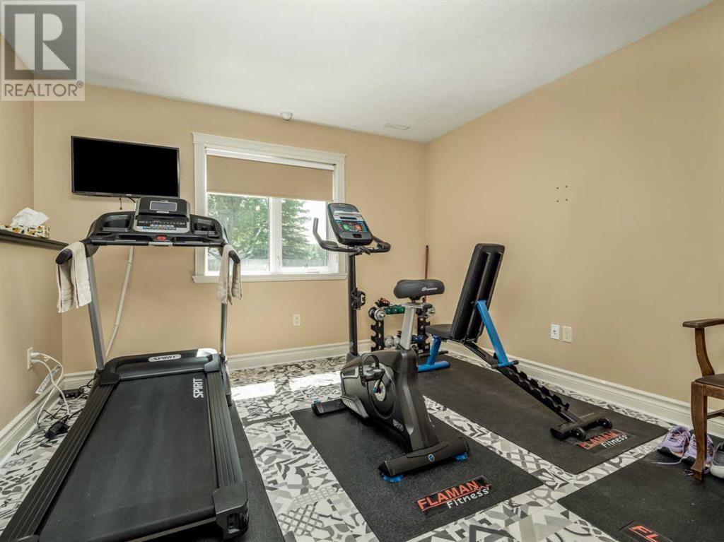 208 Mt Sunburst Place W, Lethbridge, Alberta  T1K 2S3 - Photo 38 - A2230437