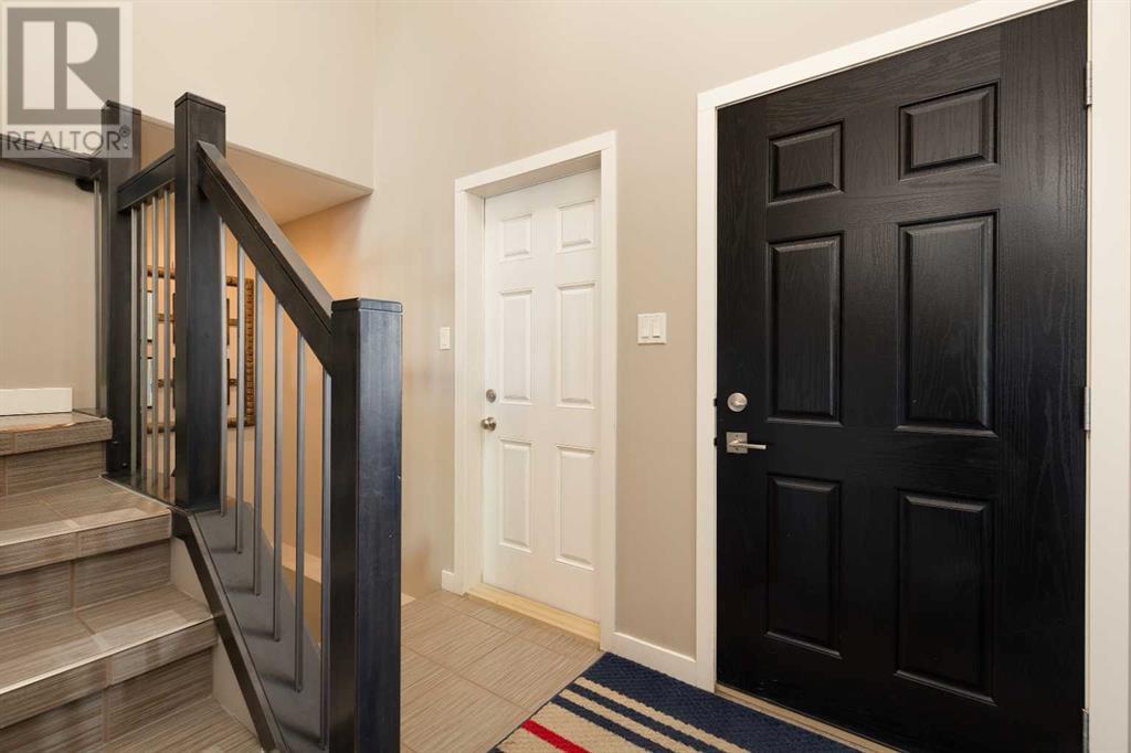 93 Riverine Lane W, Lethbridge, Alberta  T1K 5V6 - Photo 3 - A2217812