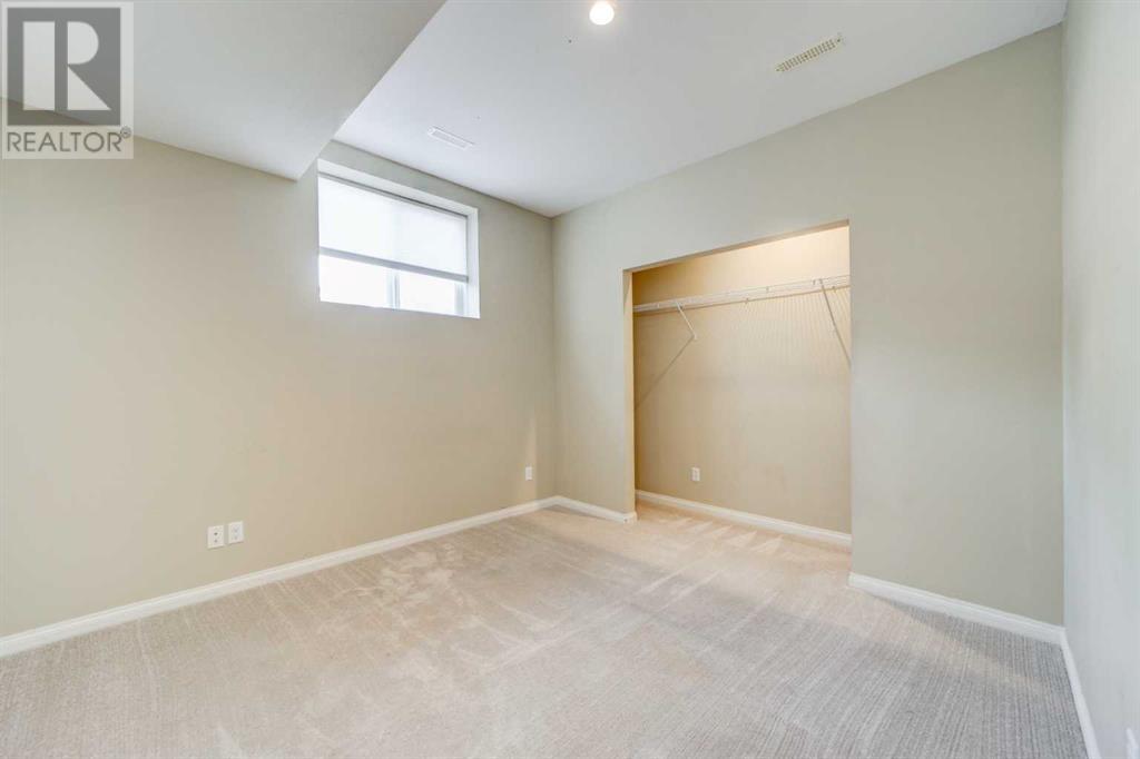 29 Coalbanks Links  W, Lethbridge, Alberta  T1J 4R8 - Photo 28 - A2235947