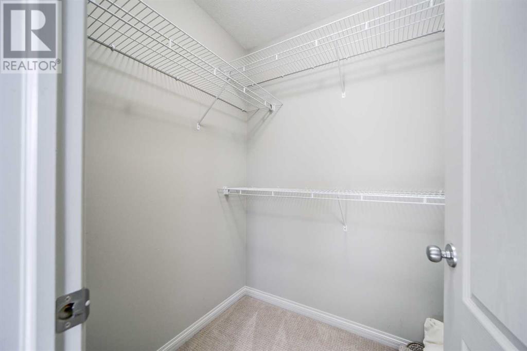 29 Coalbanks Links  W, Lethbridge, Alberta  T1J 4R8 - Photo 21 - A2235947