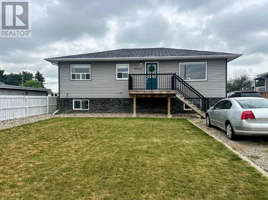 5028 42 Avenue, Taber, Alberta  T1G 1A6 - Photo 1 - A2241248