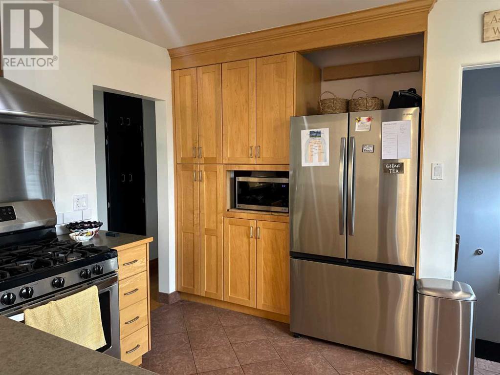 5028 42 Avenue, Taber, Alberta  T1G 1A6 - Photo 12 - A2241248