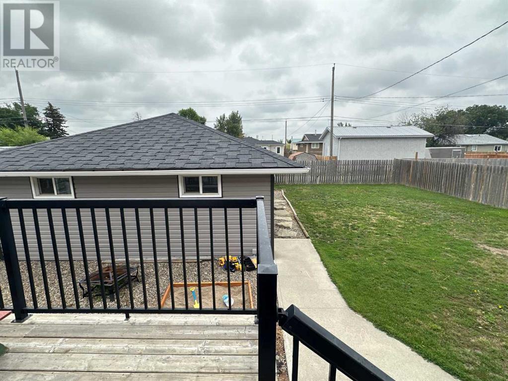 5028 42 Avenue, Taber, Alberta  T1G 1A6 - Photo 33 - A2241248