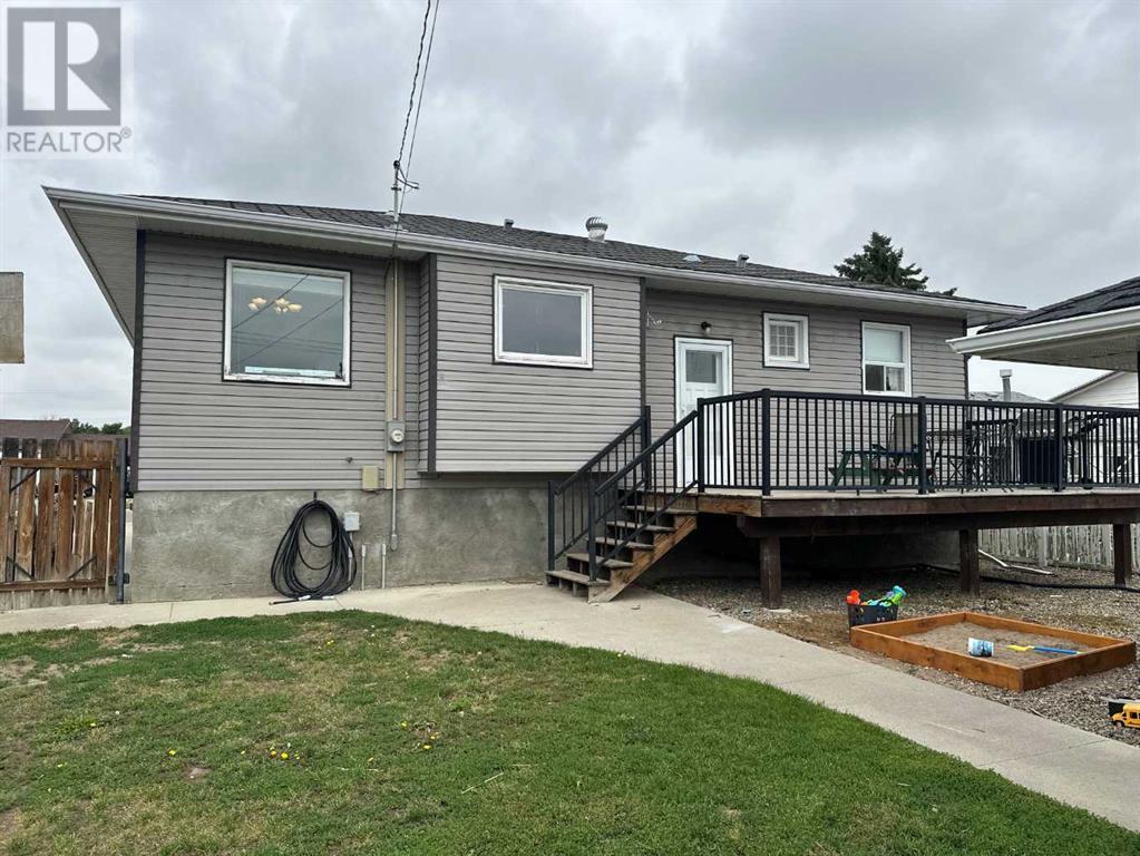 5028 42 Avenue, Taber, Alberta  T1G 1A6 - Photo 35 - A2241248