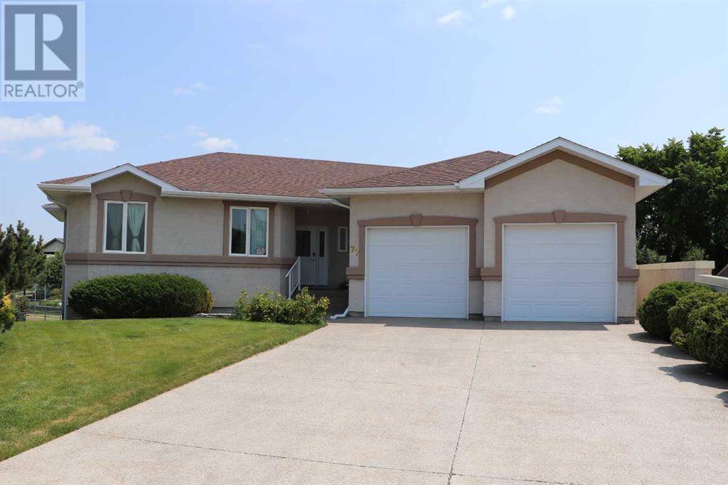 77 Fairmont Park Landing S, Lethbridge, Alberta