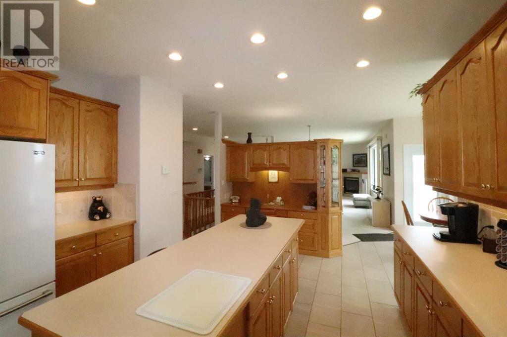 77 Fairmont Park Landing S, Lethbridge, Alberta  T1K 7L1 - Photo 13 - A2233414