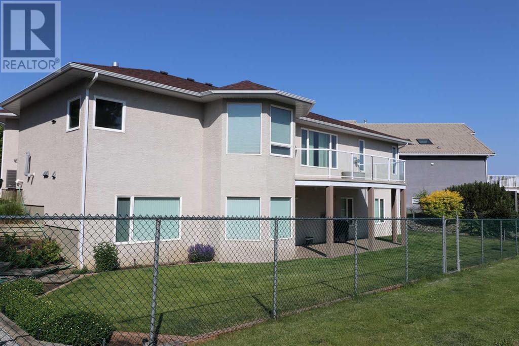 77 Fairmont Park Landing S, Lethbridge, Alberta  T1K 7L1 - Photo 43 - A2233414