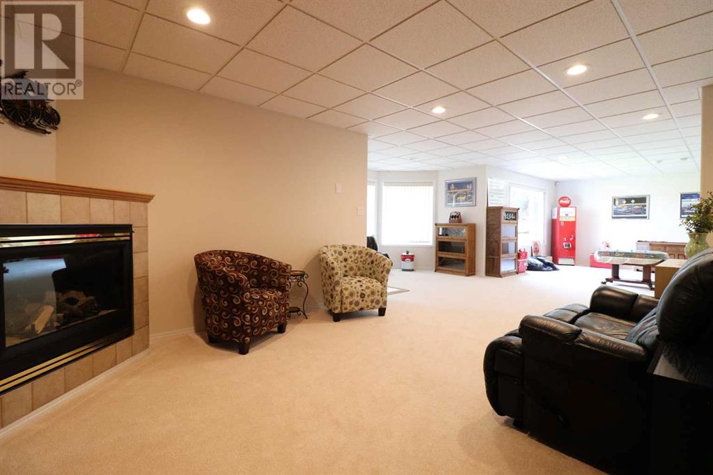 77 Fairmont Park Landing S, Lethbridge, Alberta  T1K 7L1 - Photo 30 - A2233414