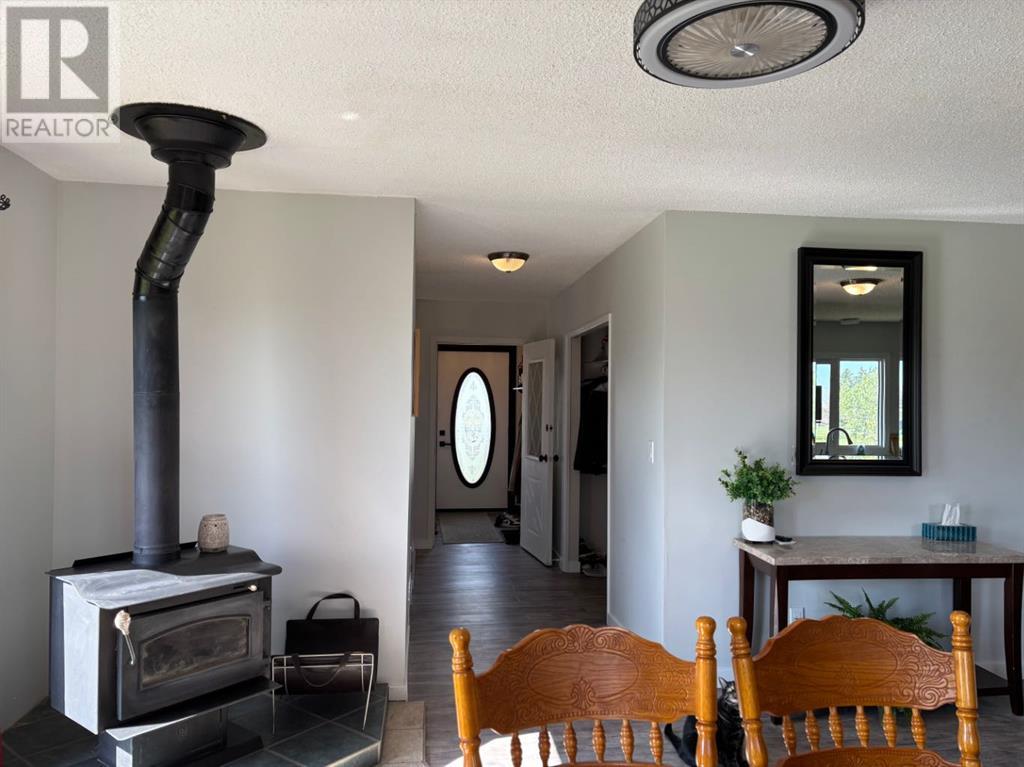 365 S 5 St W, Magrath, Alberta  T0K 1J0 - Photo 10 - A2223080