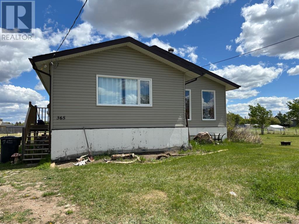 365 S 5 St W, Magrath, Alberta  T0K 1J0 - Photo 42 - A2223080