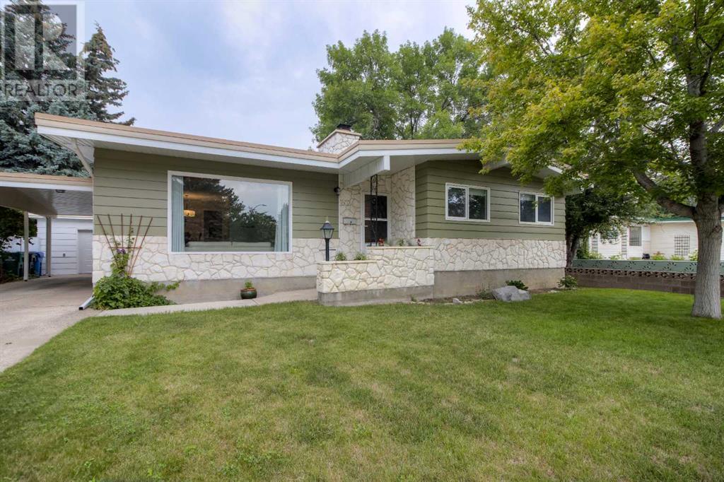 1602 Ashgrove Road S, Lethbridge, Alberta  T1K 3M1 - Photo 1 - A2241535