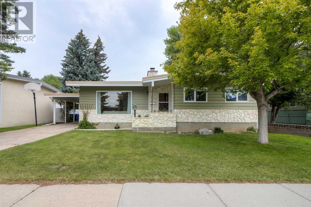 1602 Ashgrove Road S, Lethbridge, Alberta  T1K 3M1 - Photo 2 - A2241535
