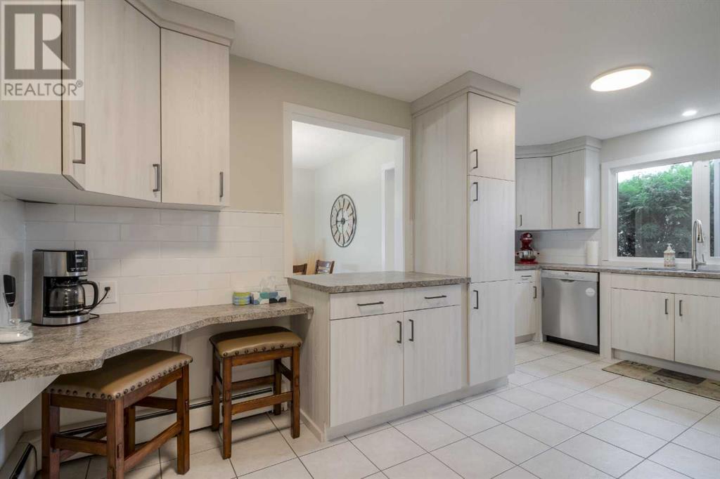 1602 Ashgrove Road S, Lethbridge, Alberta  T1K 3M1 - Photo 17 - A2241535