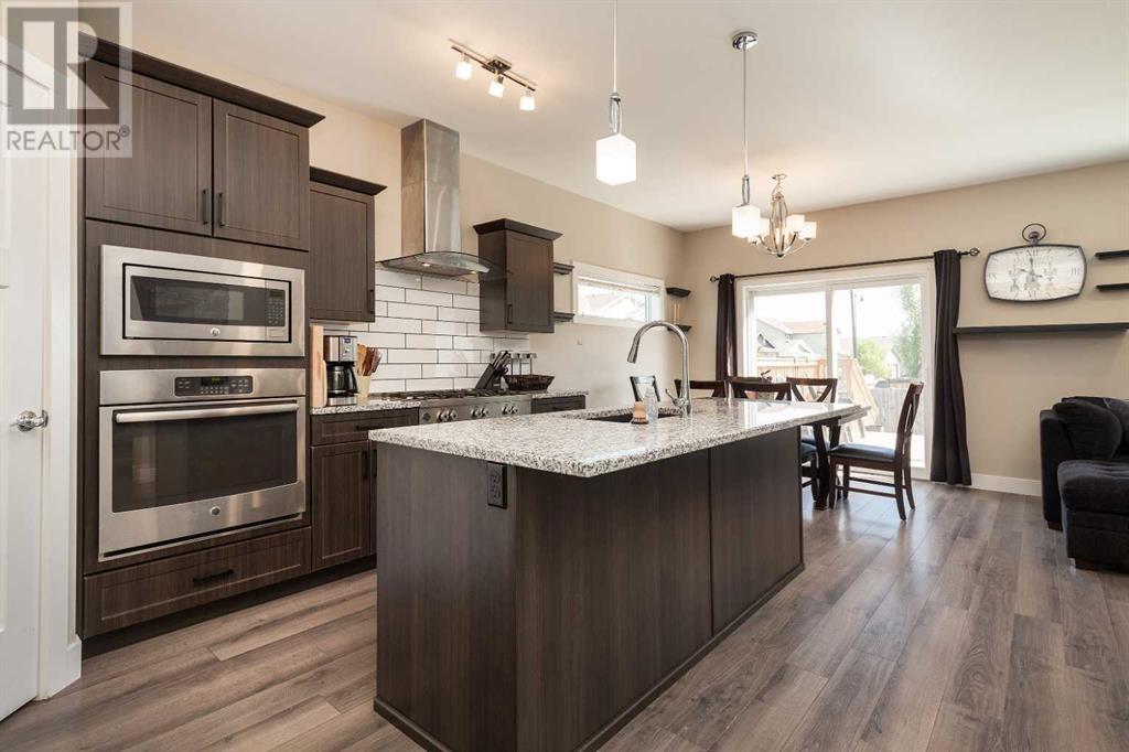 96 Northlander Way W, Lethbridge, Alberta  T1J 5K8 - Photo 4 - A2230943