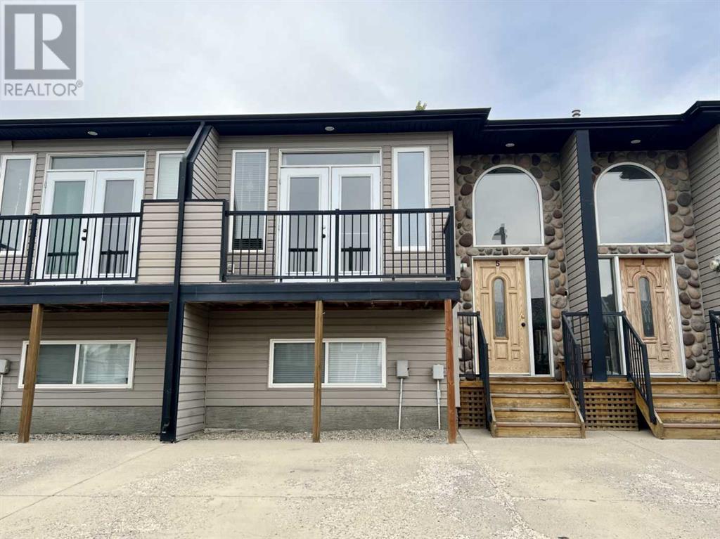 5, 762 Heritage Boulevard W, Lethbridge, Alberta  T1K 0W1 - Photo 1 - A2242231