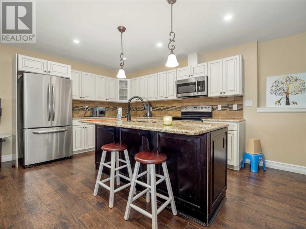 174 S 3rd Street E, Magrath, Alberta  T0K 1J0 - Photo 29 - A2242098
